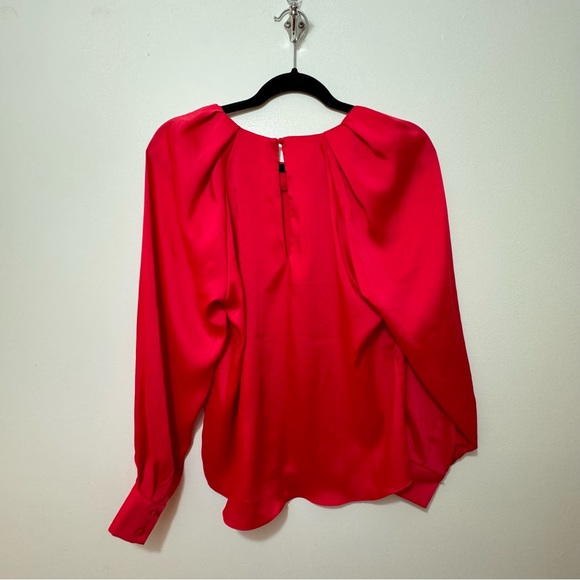 Pink Dynamite Blouse 🤍 - Picture 3 of 4